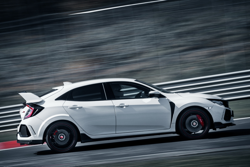 Illustration for article titled The 2018 Honda Civic Type R Is The New Front-Wheel Drive Nürburgring King